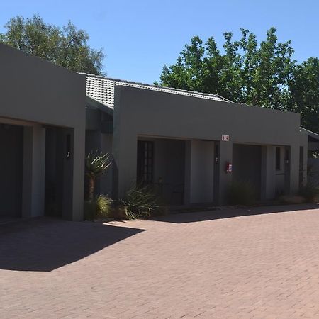 Be At Home Guesthouse Klerksdorp Exterior foto